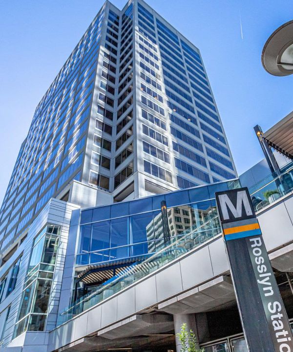 Capital Laser Rosslyn Metro